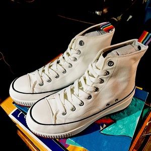 Madden Girl Sandrra Sneaker